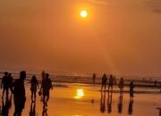 sunset pererenan beach
