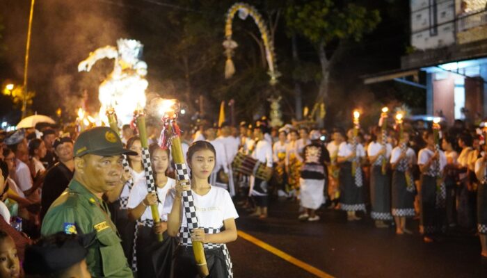 Pertunjukan Ogoh Ogoh
