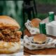 매제스티 버거 멩위(Majesty Burger Mengwi): 전통적인 발리 분위기 속에서 즐기는 정통 인터내셔널 버거