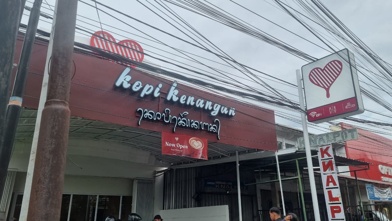 Outlet Kopi Kenangan
