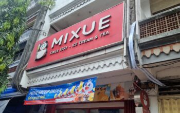 Trying the Freshness of Mixue Ice Cream in Bali