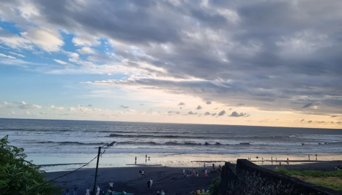 Nyanyi Beach 2