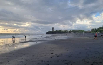 Nyanyi Beach 3