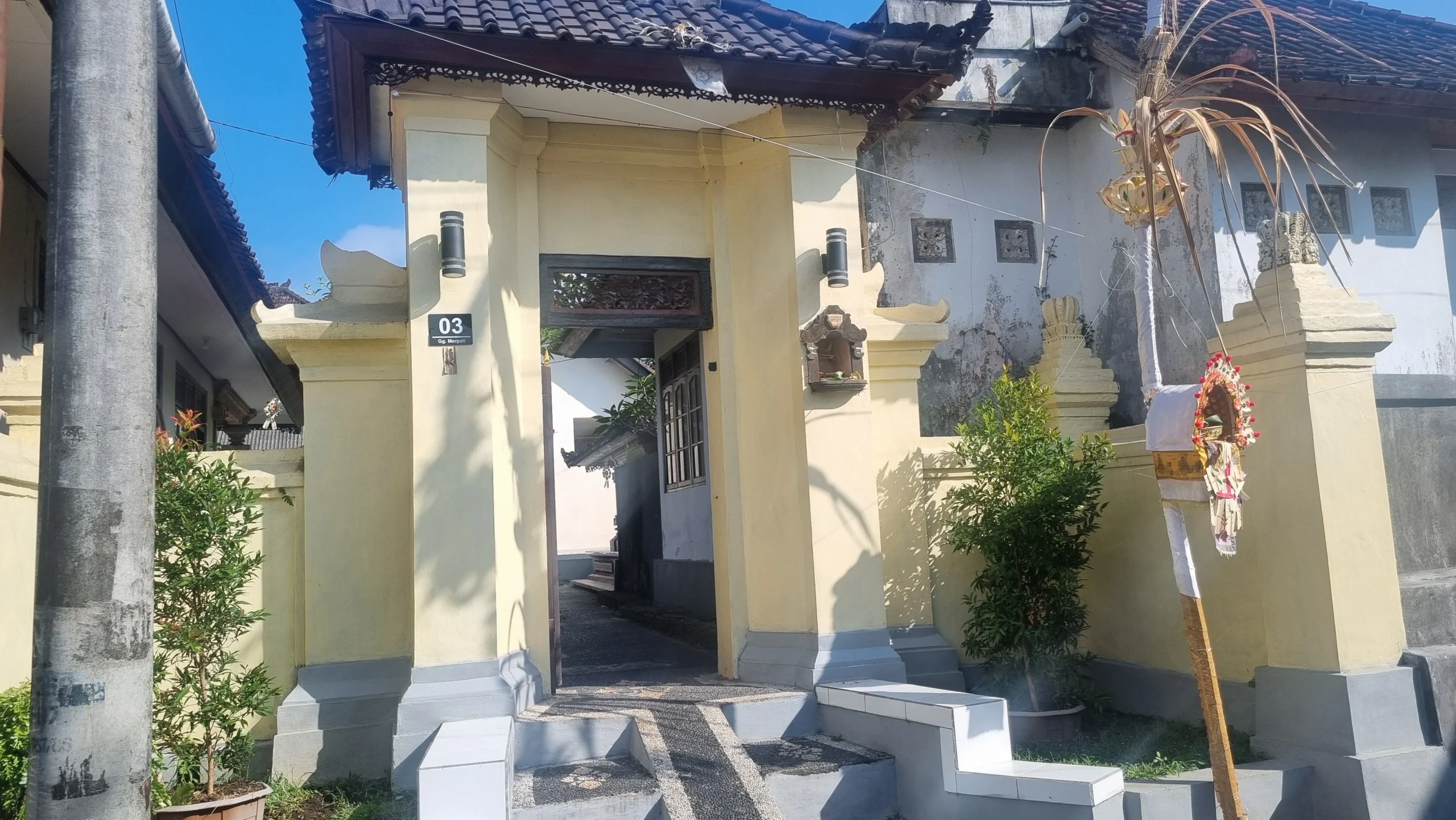 Angkul - Angkul