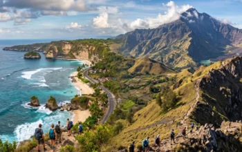 Tourists Are Combining Bali and Lombok